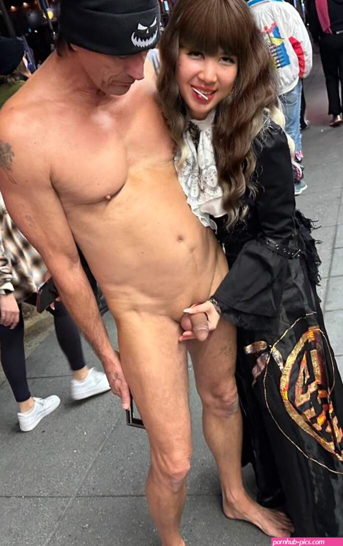 Who know this lucky guy ?