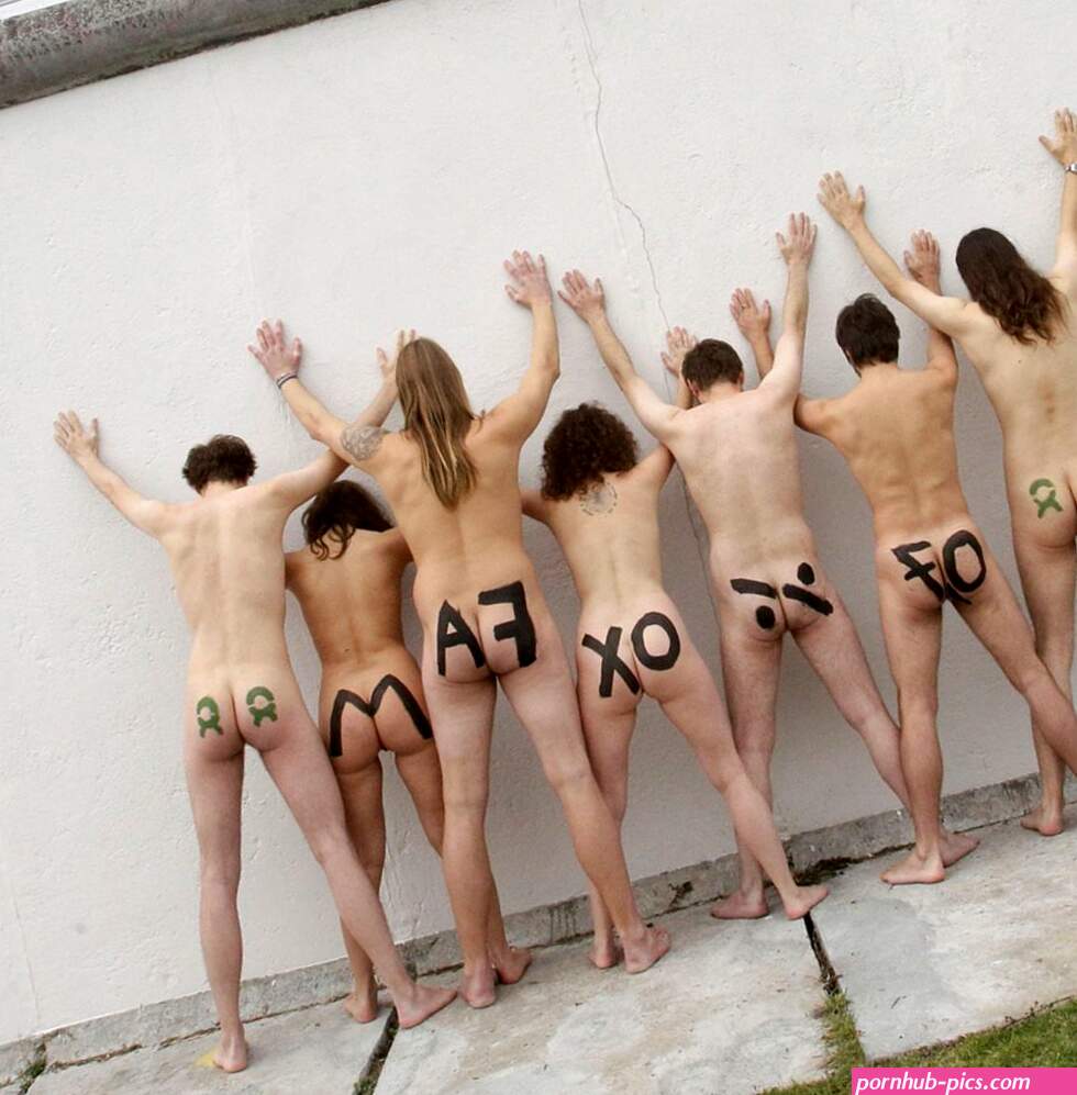 20 Naked protesters
