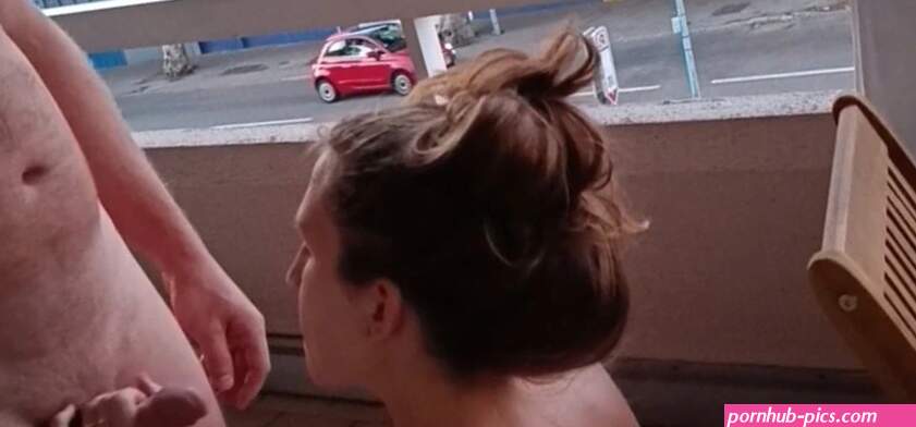 Zdarma Balkon pornovidea