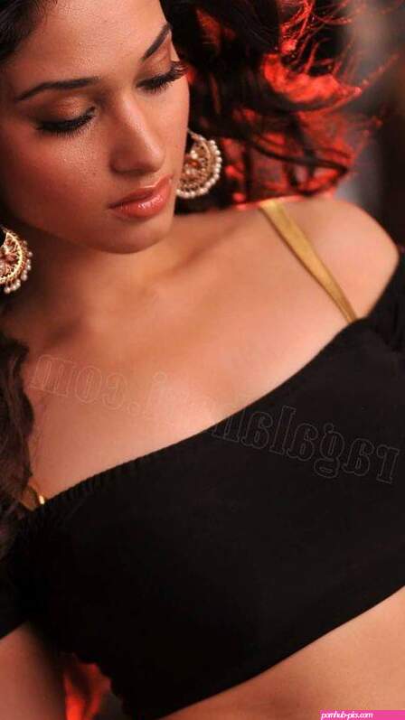 Tamanna bhatia hot hip by Hotcomic on DeviantArt