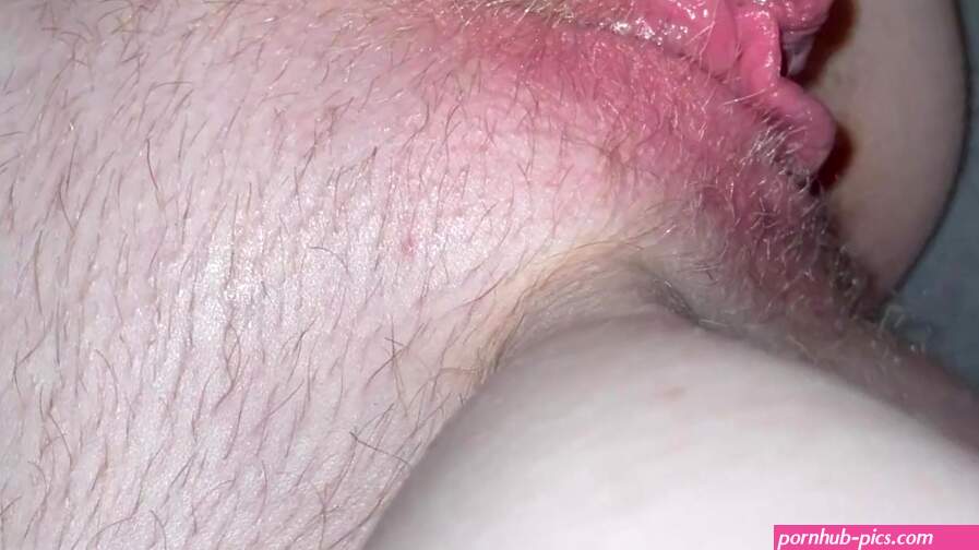 Clit sucked by vacuum cleaner in clear tube
