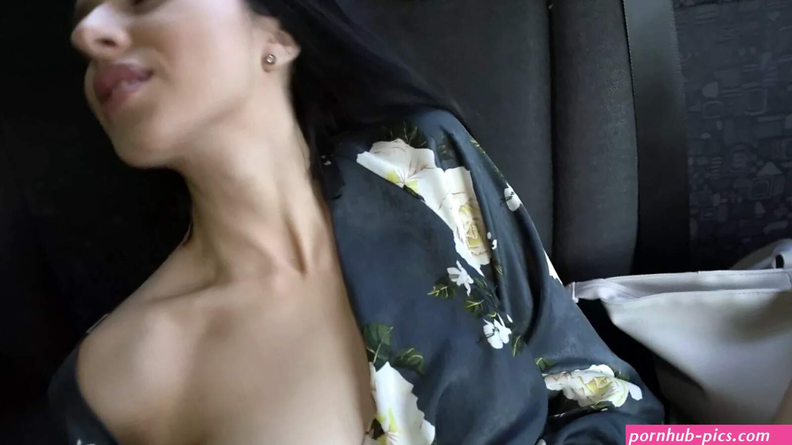Free VK Taxi Porn Videos 3