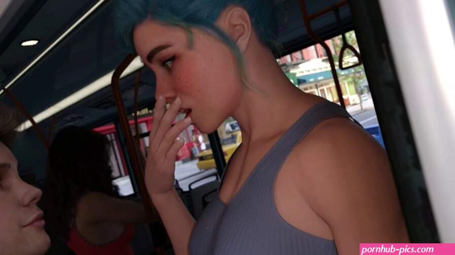 Kissed My Gorgeous Futa Girlfriend Juliette Before Boarding on Bus in Public: Shemale Porn