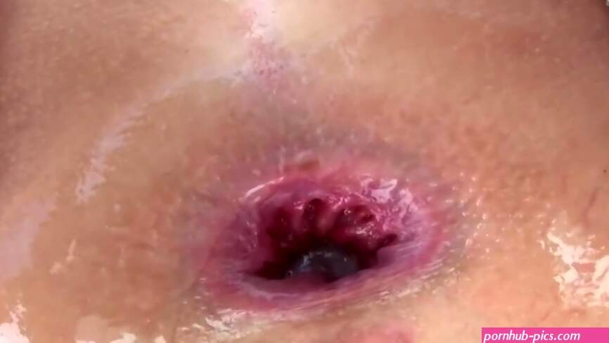 Innocent looking blondie gets her tight butt hole stuffed