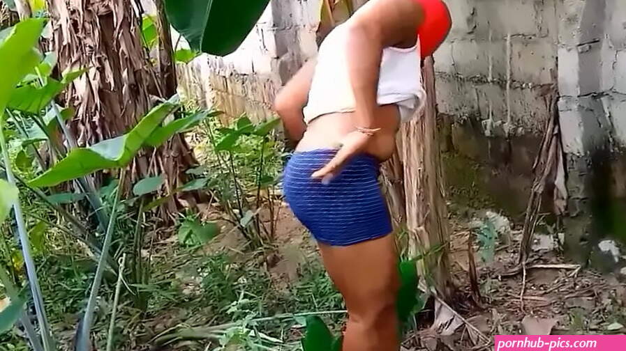 I was almost Caught by Neighbors with the Dick in my Sweet Anal
