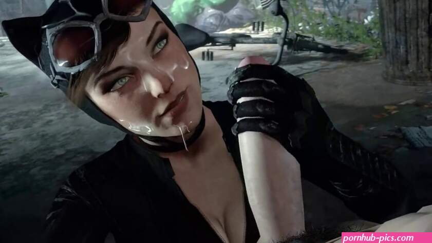 Catwoman sloppy Blowjob