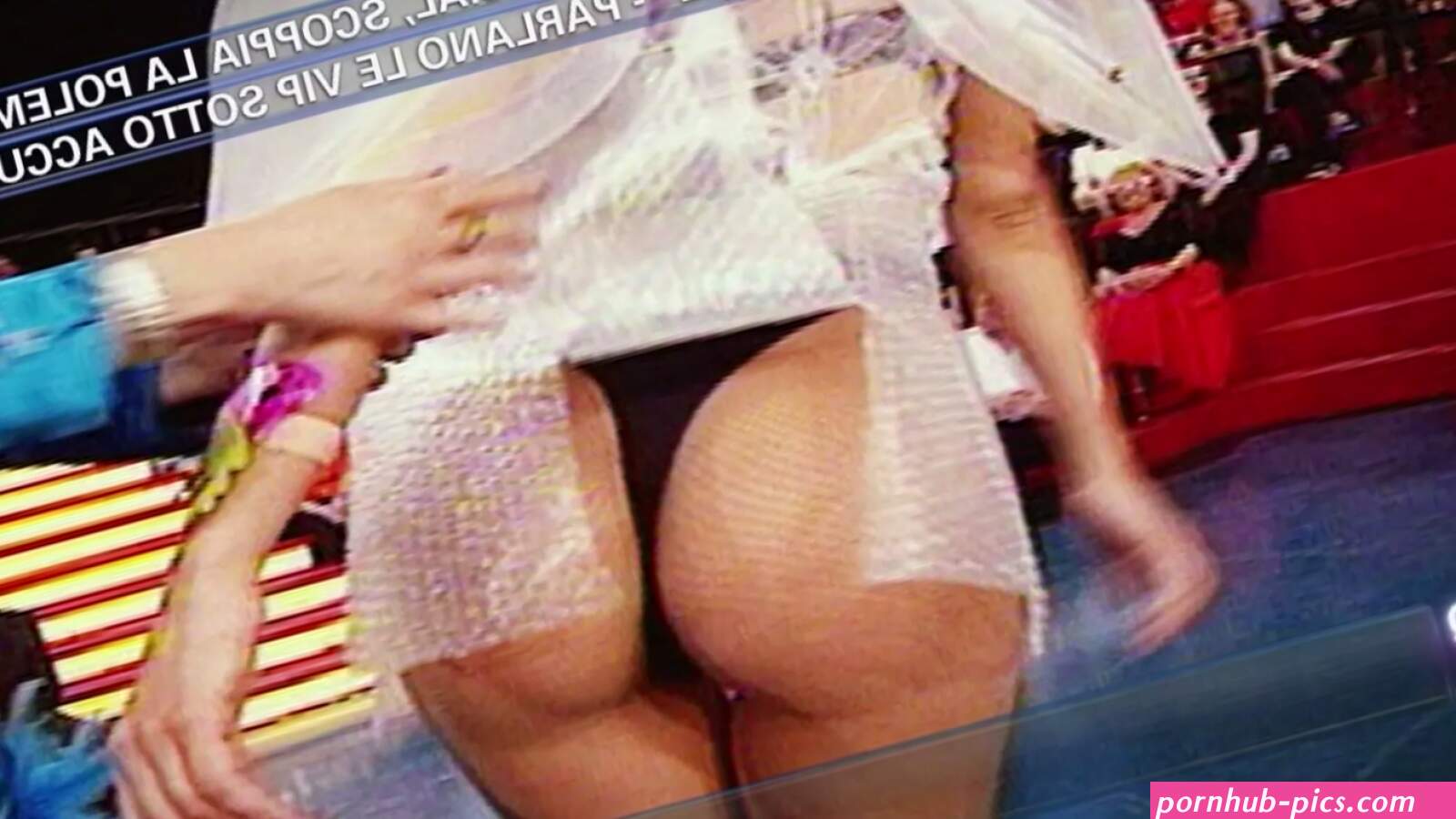 Pomeriggio Cinque: Donne famose troppo nude? Video