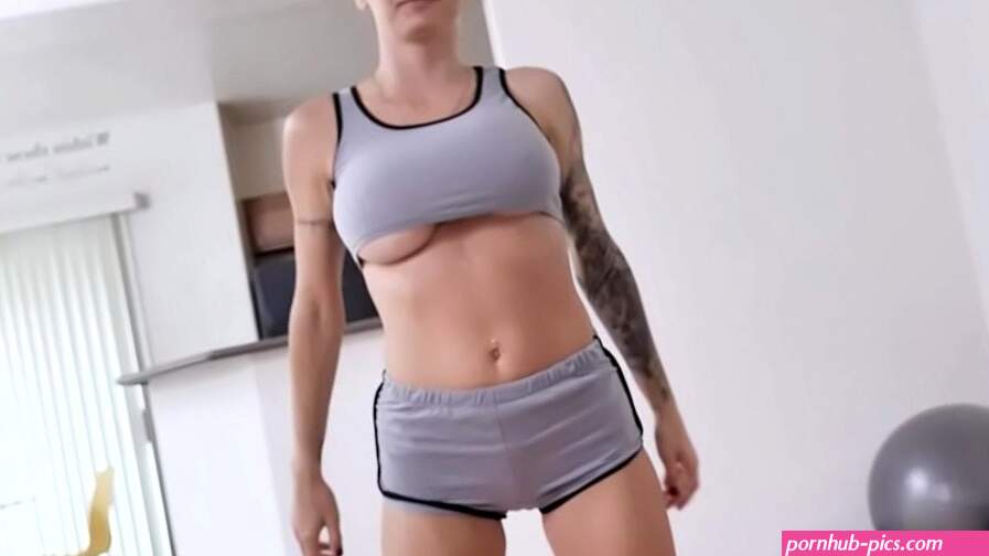 Natasha Starr Fuck her Stepson During Exercise Time