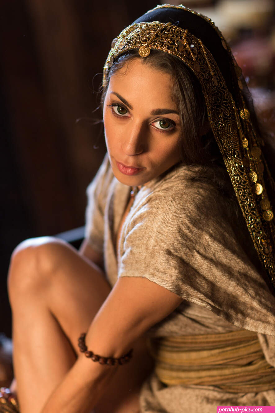 Gia Steel Nude Pictures and Videos