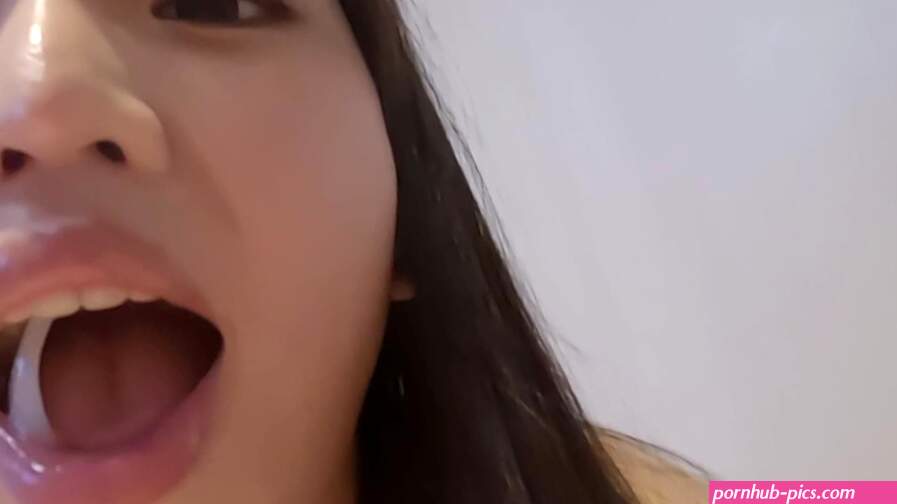 Cute Japanese IdolRaw SEX at Netcafe. She gokkuned my cum.