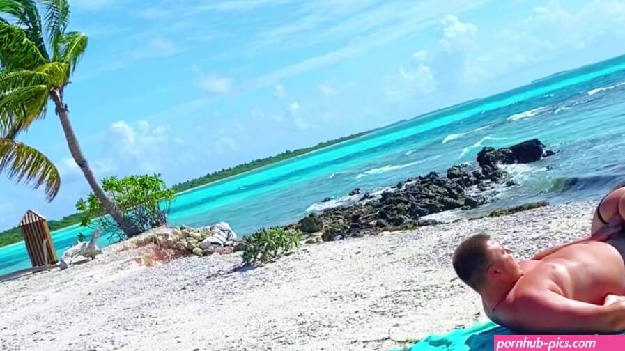 Public beach sex on nude beach Maldives