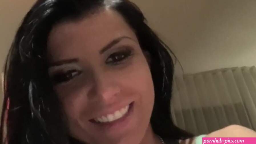 Home movie sex in a hotel with sexy Romi Rain
