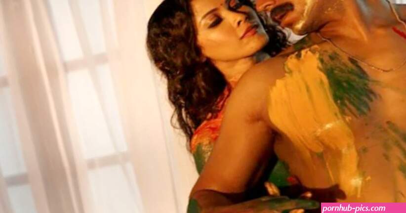 7 Bollywood Sex Scenes: Good for Both Your Heart and Thing Down There