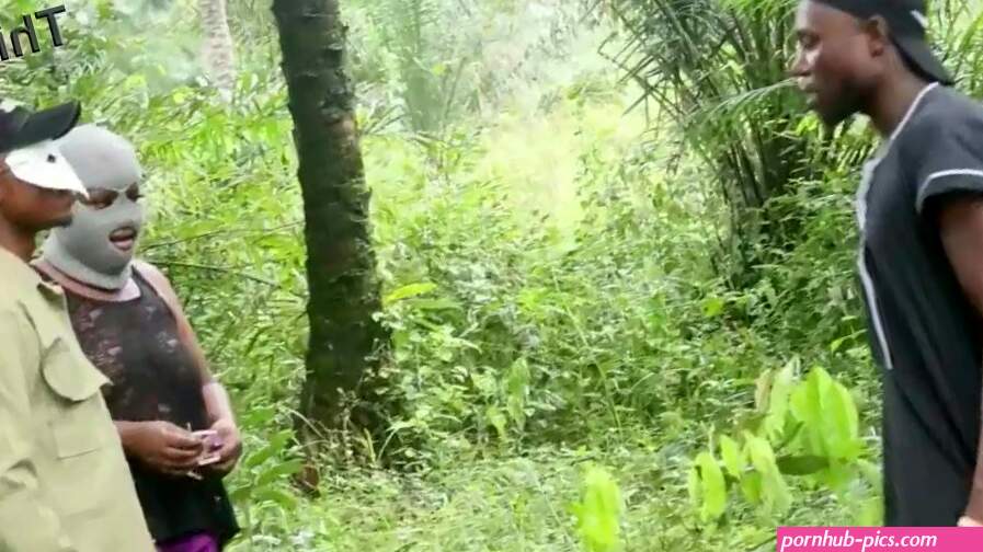Somewhere in Africa Bbw Pornstar Meets With Softkind Fucksy In an outdoor sex tour with hardcore Sex watch online