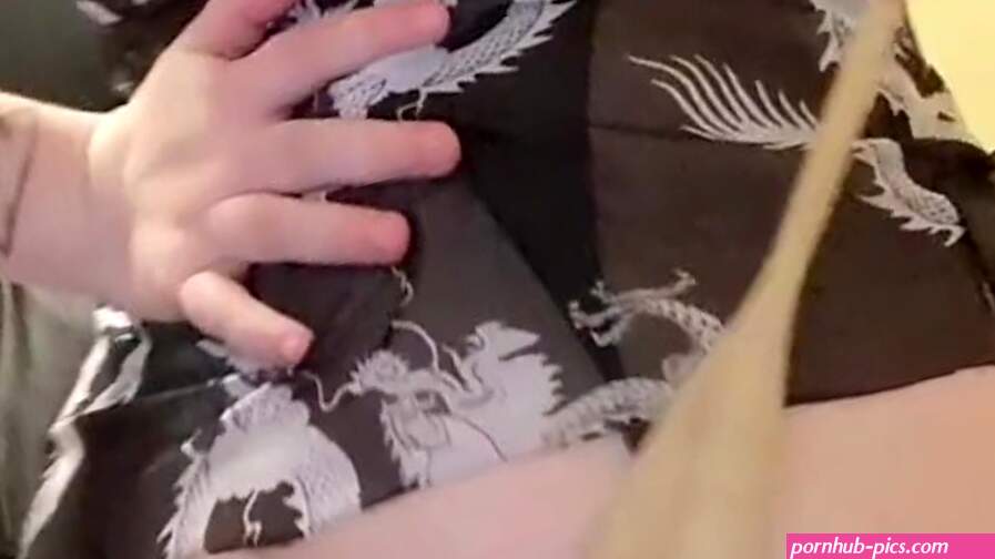 spanking my ass slapping my tits smacking my pussy