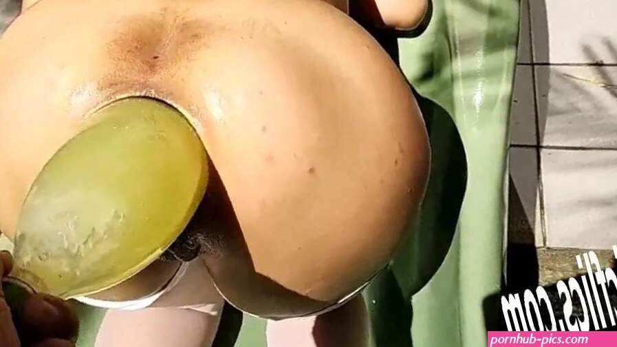 Anal Bottle Session with Maria