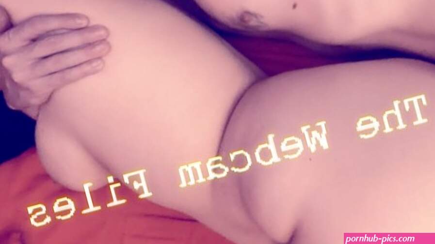 Breeding time! Cumming in her pussy bareback.