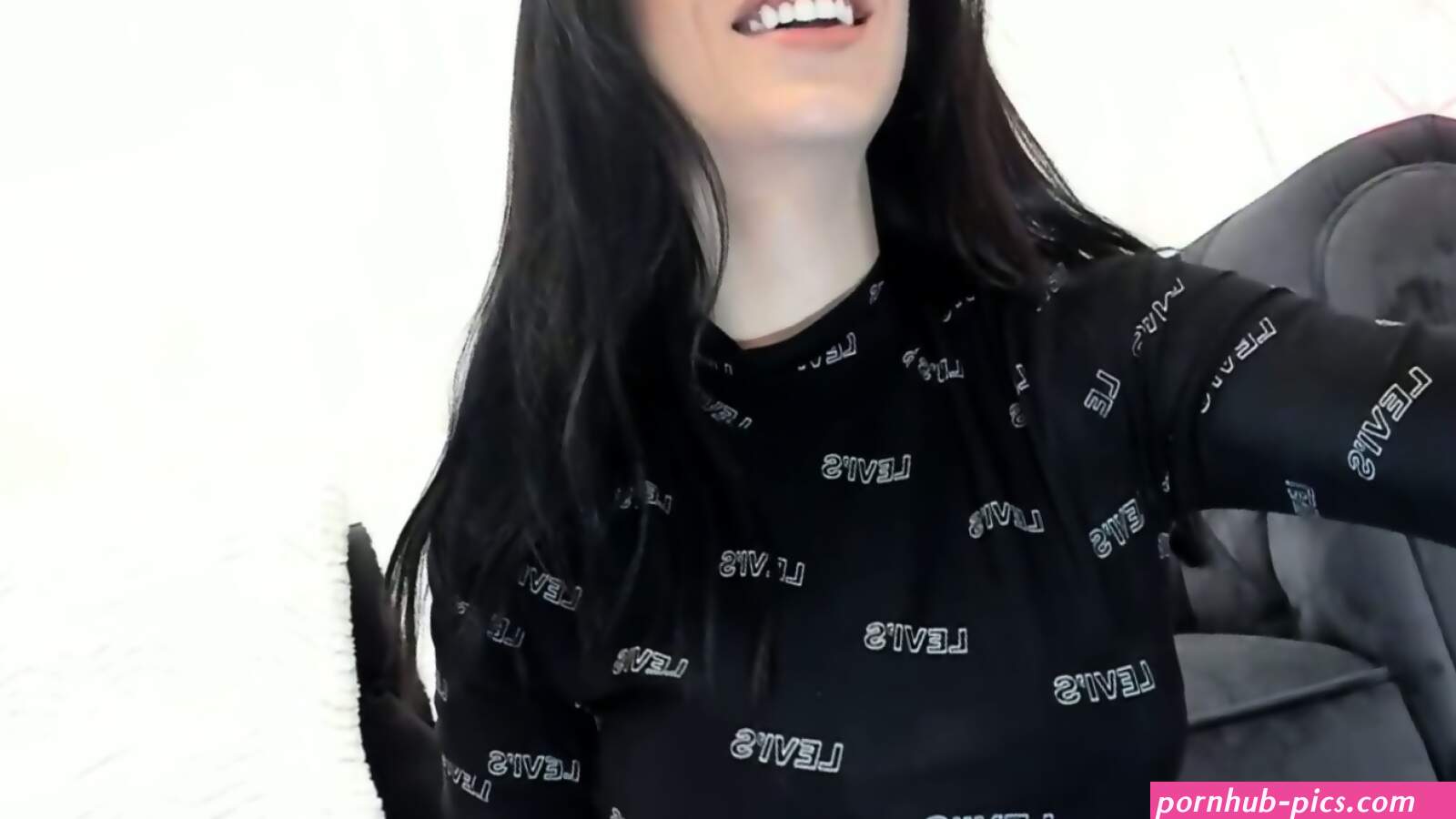 Aniela Dildo Blowjob 13 11 24