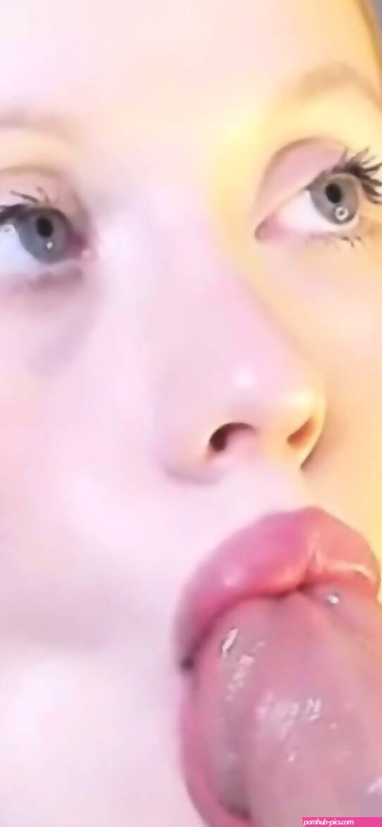 Cute Shine Webcam Dildo Blowjob 2024 08 24