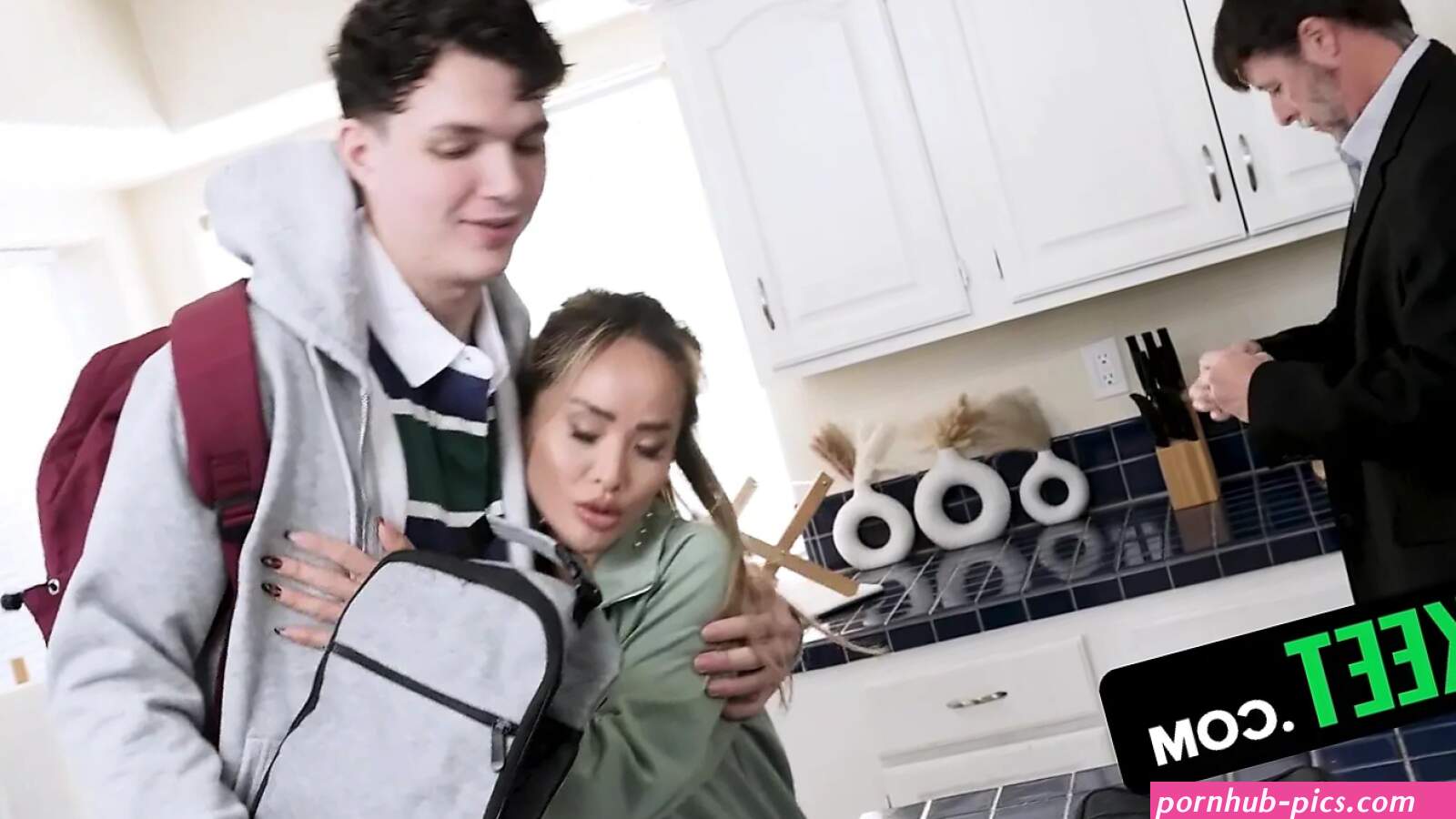 If You Dont Tell Your Dad I Fucked the Neighbour Ill Let You Cover My Face with Your Cum