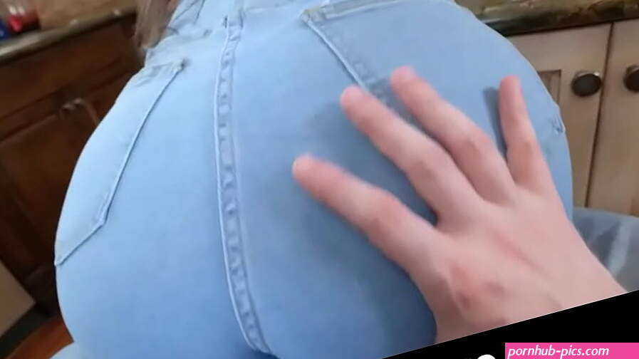 StepMother Boosts Step s Confidence with a Sloppy Blowjob