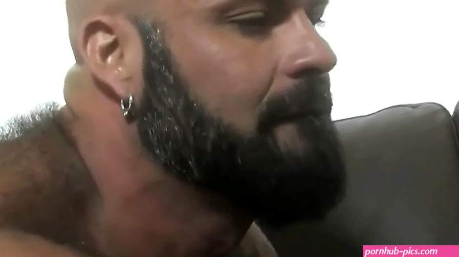 Furry Fuckers Ocean God: Gay Bear Bear Porn feat. Roman Wright
