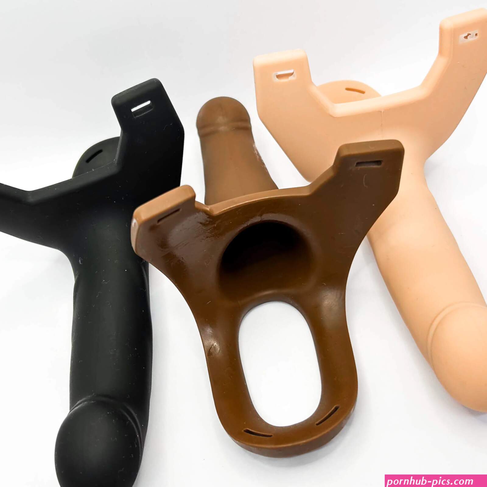 Hollow Haven Curved Hollow Strap-On 14cm