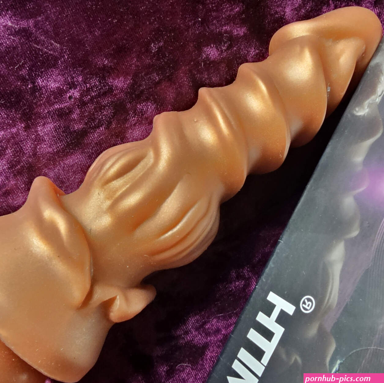 KinkyEmma