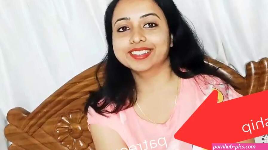 Indian YouTuber Sumi Membership hot live
