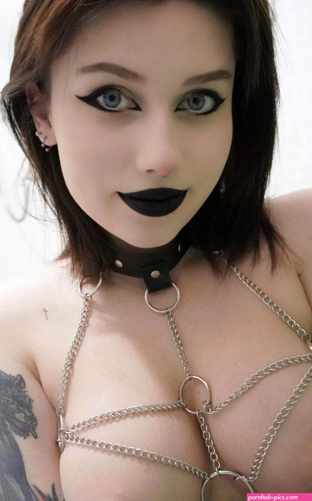 Would you fuck me yes or no?