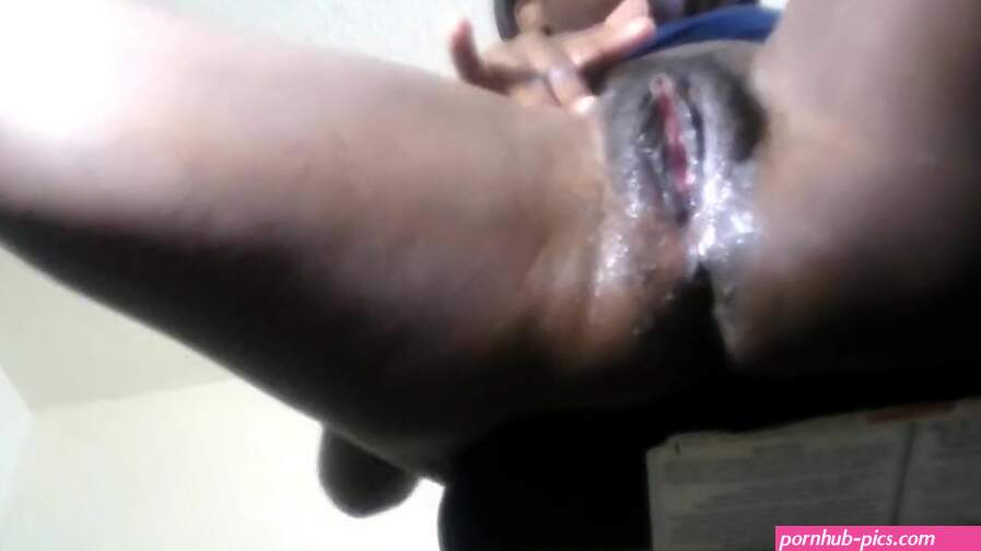 EBONY SOLO CREAM AND SQUIRT