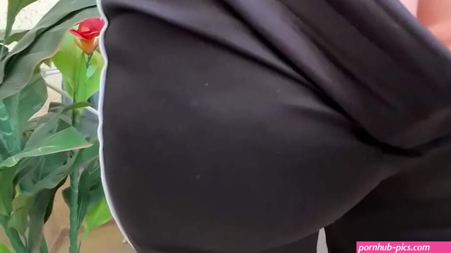 Its good to touch a mature ass and have anal sex