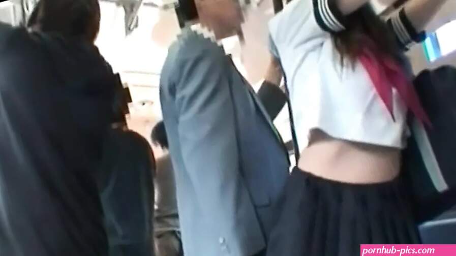 Secret Pleasures Unfold on the Bus -1: Asian Porn feat. Naomi Nakane