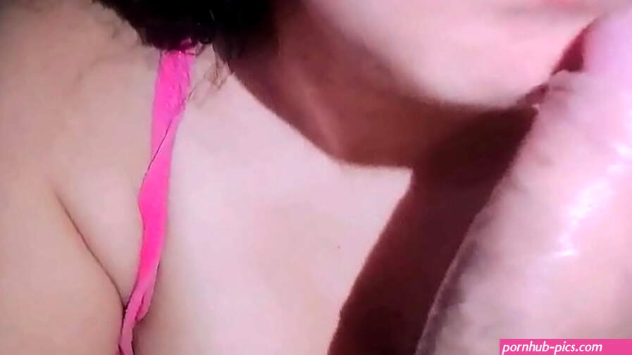 LEAVE YOUR MILK IN MY MOUTH PLEASE!! MY HORNY STEPMOM GIVES ME THE BEST COCK SUCK UNTIL I GET CUM AMATEUR HOMEMADE ORAL SEX OF STEPMOM AND STEPSON
