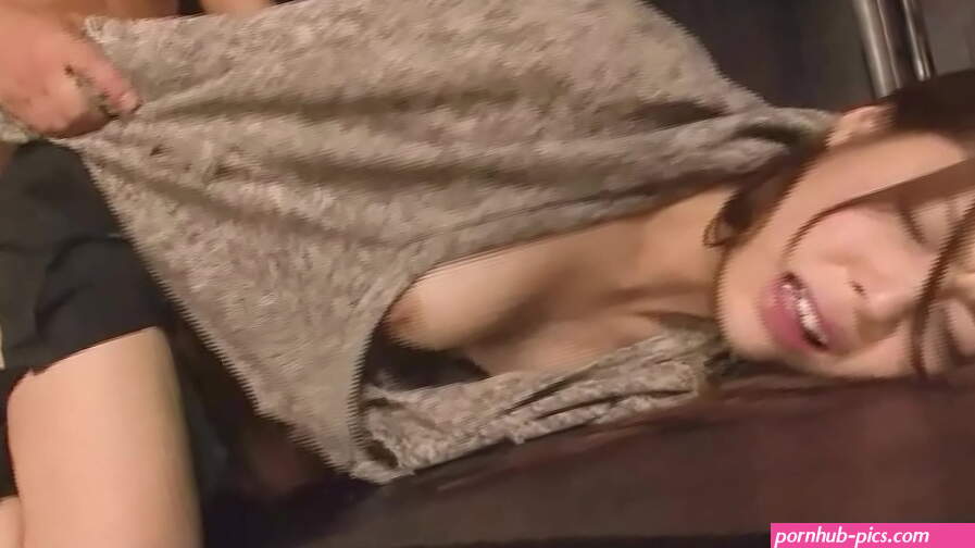 18yo asian crying teen in clothes get fucked first time