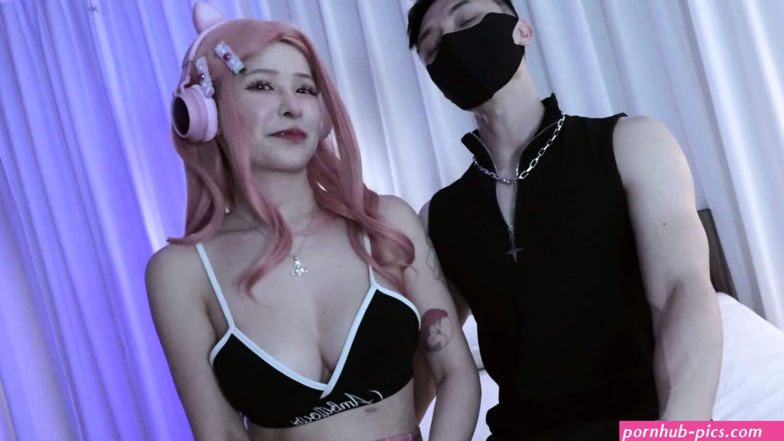 Slutty DJ Has Wild Afterparty
