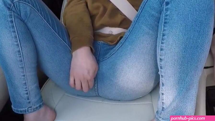 I found his jeans so erotic that I made him masturbate while driving. watch online