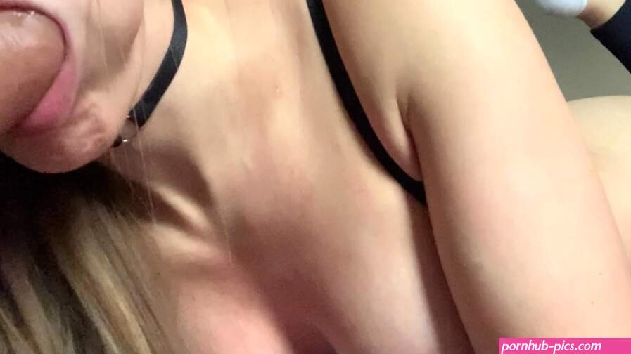 Got so excited while giving blowjob