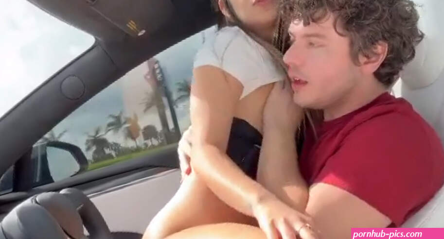 Car fuck while driving