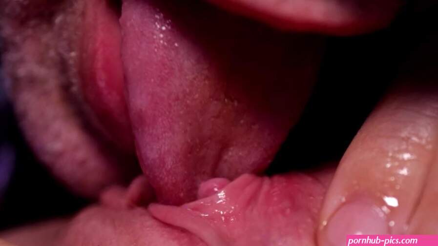 Pussy Eat Orgasm She Cums Over Over with Loud Moans