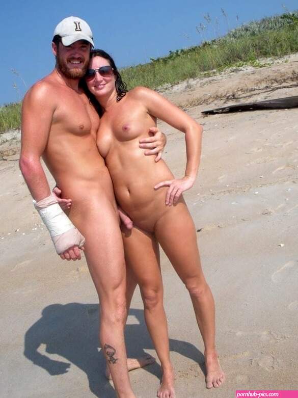 Naked couple Beach flash Nude Beach Pics Real Amateurs from Google Tumblr Pinterest Facebook Twitter Instagram and Snapchat.