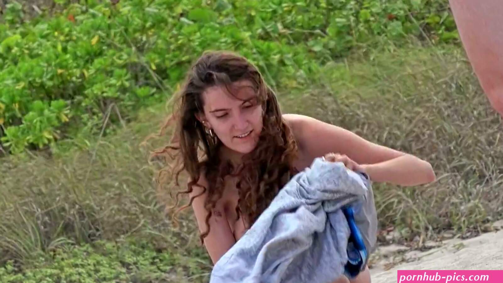 Sweet couple nude on the beach Part 1
