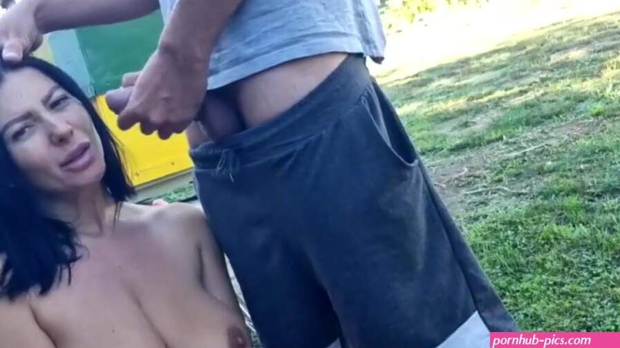Caught hot milf masturbating in public park so She blowjobed for me