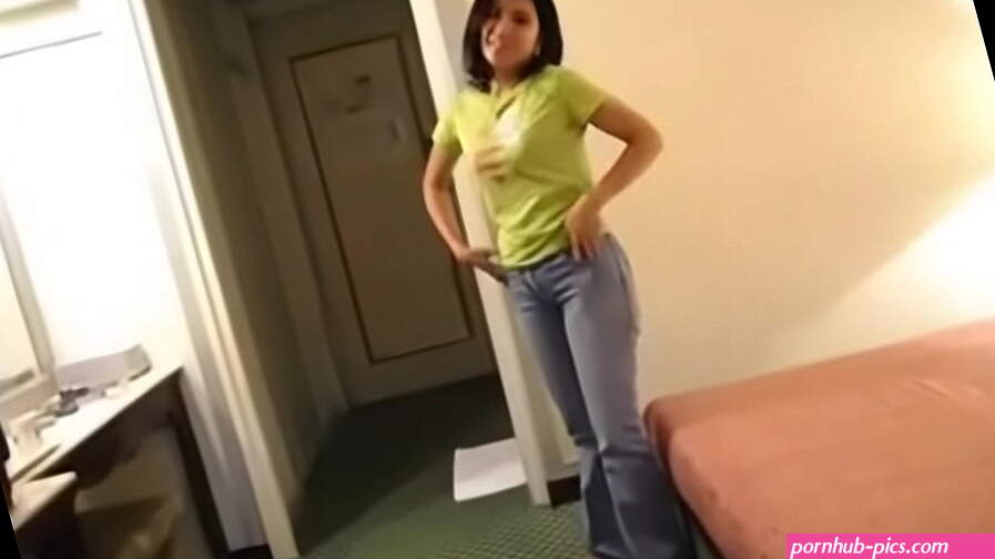Filipina maid 2