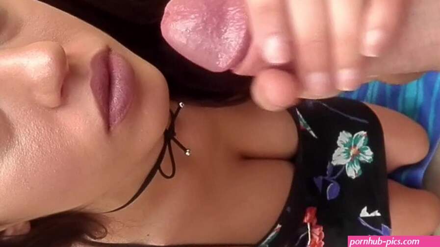 Public BJ CUM facial 4 hot young Latina in spring dress