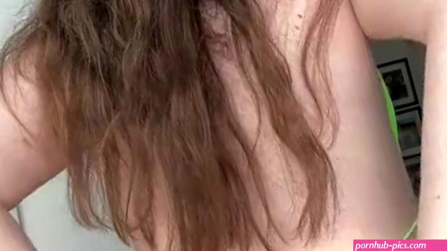 Redheadwinter Green Microbikini Redhead PAWG Pussy