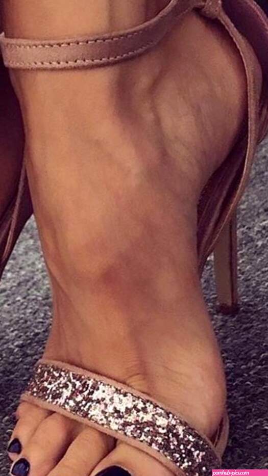 Sexy Feet in High Heels by TheGreatFootLover on DeviantArt