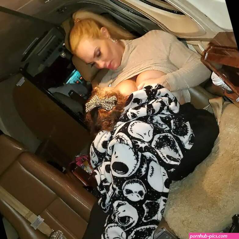 Ice-T says he also likes to suck moms boobs as he defends wife Coco Austin for still breastfeeding daughter Chanel 5