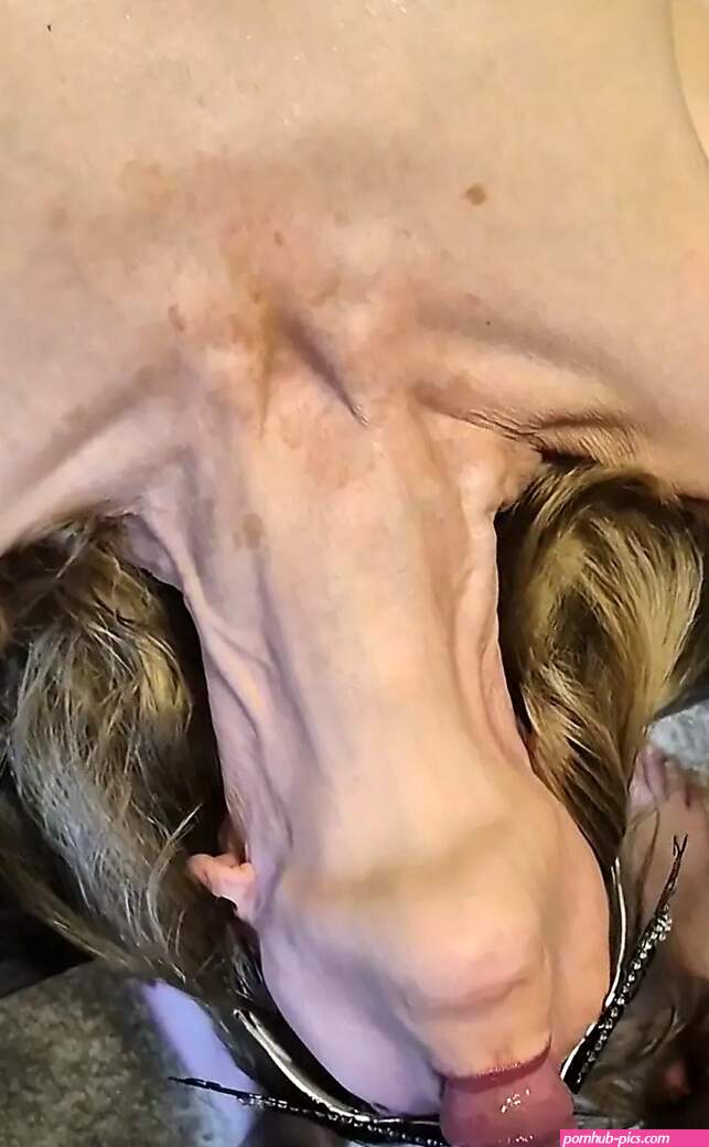 Blowjob Unhappy Swallow Porn Videos