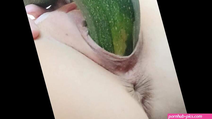 FUCKING a Zucchini